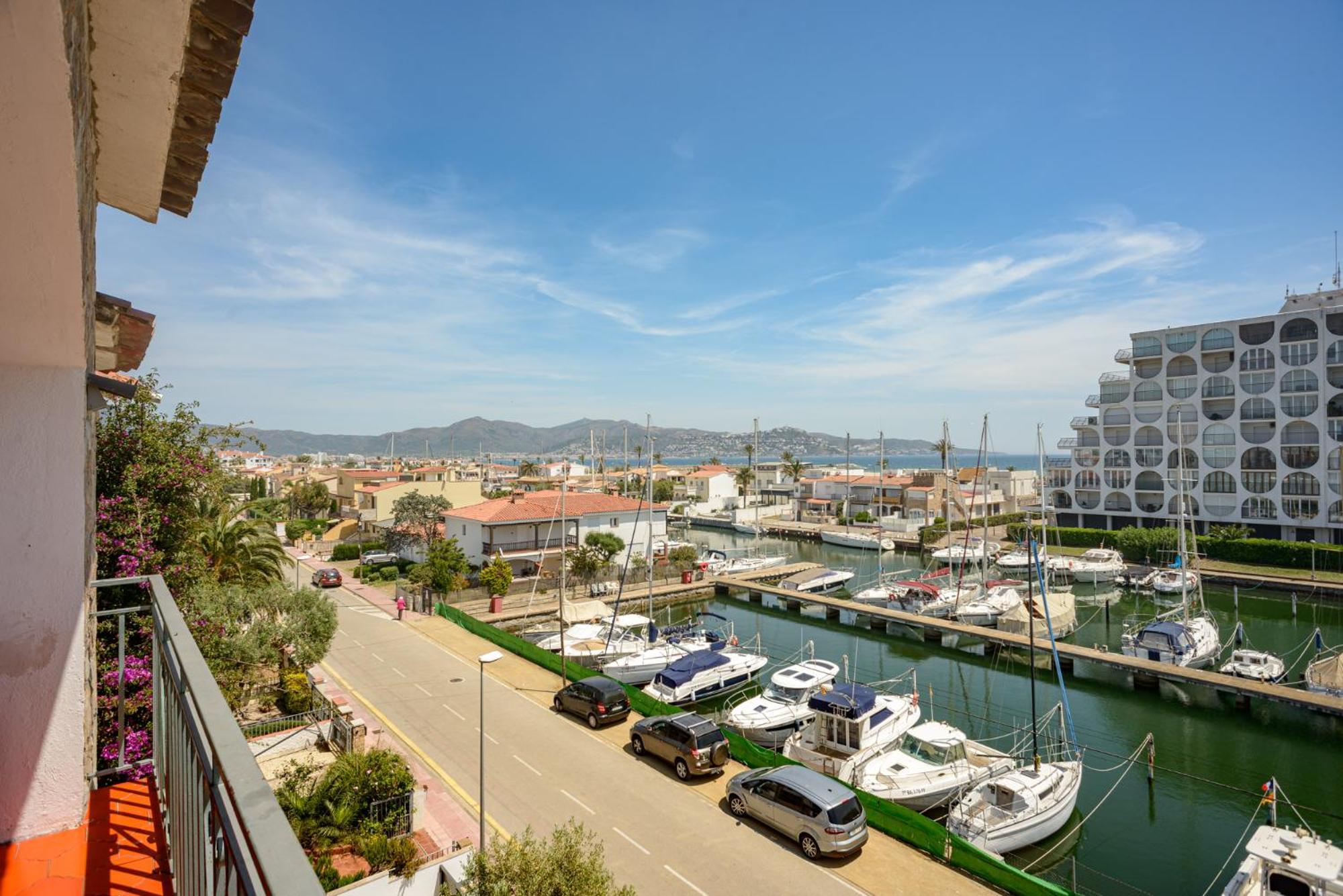 Port 27 Apartment Empuriabrava Room photo