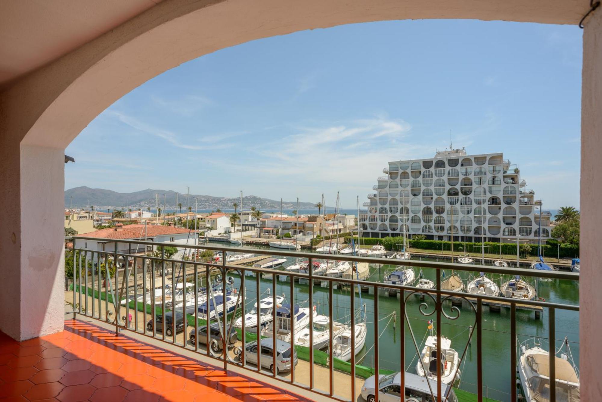 Port 27 Apartment Empuriabrava Room photo